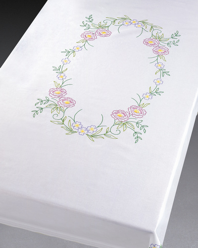 Printed tablecloth w/Flowers
