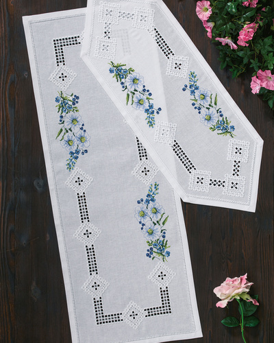 Hardanger with flowers
