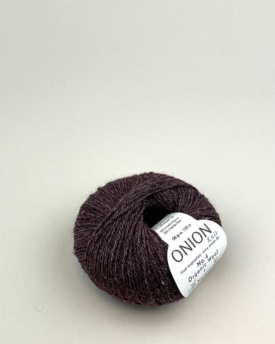 No.4 Organic Wool+Nettles  Sort oliven