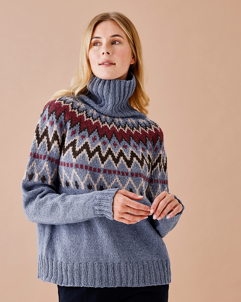 Sweater med mønstret bærestykke